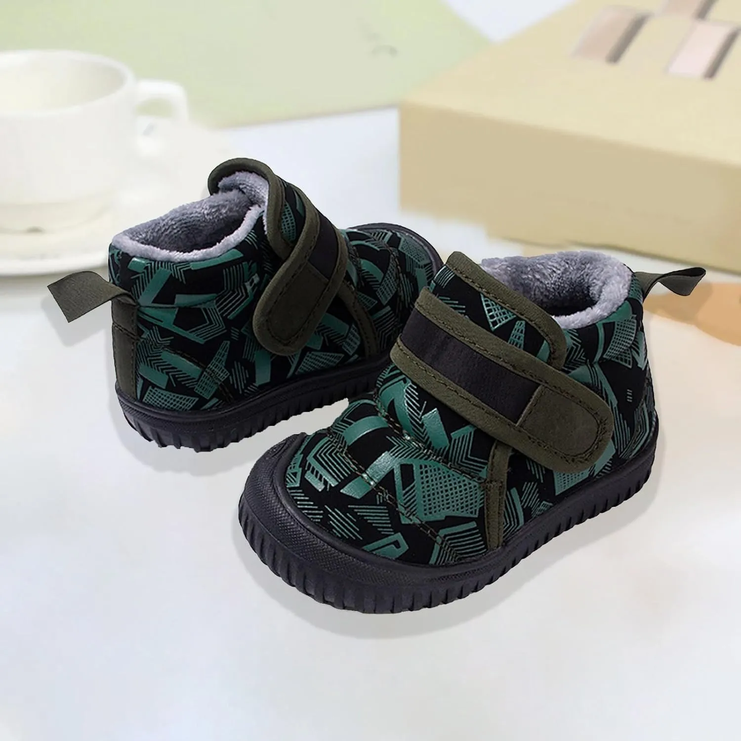 Baby Sock Shoes New Winter Velvet Children's Cotton Boots Casual Cold Sticky Soft Kids Lace-up Tennis Running Shoes