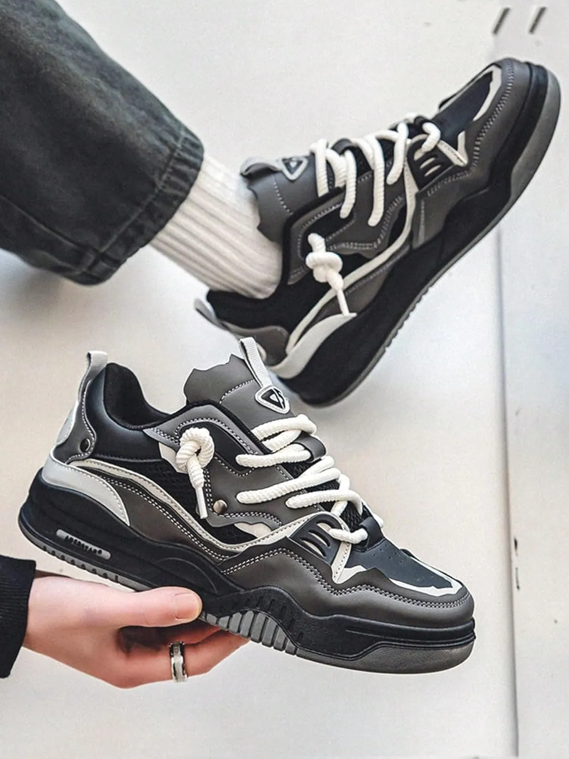 Breathable Mesh Y2K Lightweight Sneakers for Women Fashion Casual Comfort Shoes for Daily Walking Travel Streetwear Outfits Trendy All Season Design