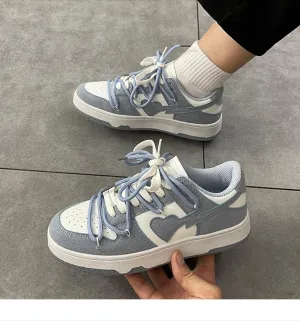 Canvas Y2K Vintage Heart Star Pattern Lace Up Sneakers Lightweight Fashion Non Slip Casual Shoes for Teen Girls Outdoor School Everyday Best Friend Look
