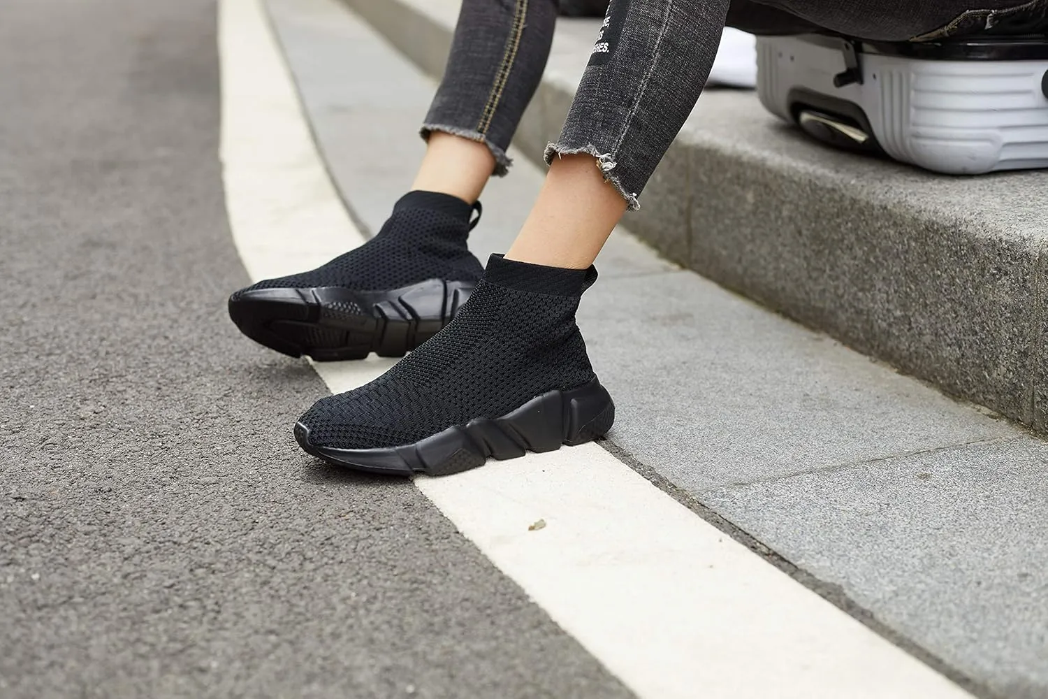 Casbeam Womens Running Shoes Ladies Slip on Tennis Walking Sneakers Lightweight Breathable Comfort Work Gym Trainers Stylish Shoes