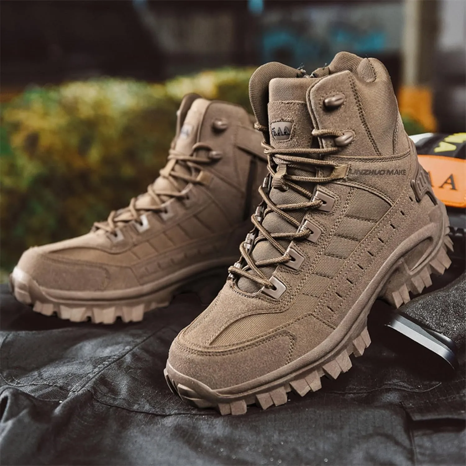 Fashion Sneaker Lace-Up Men's Winter Fashion High Top Thick Sole Lace Up Hiking Shoes and Thick Sports Running Shoes