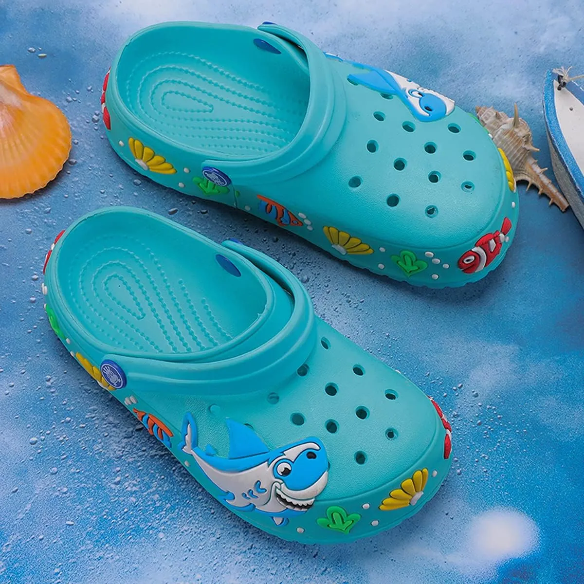 LIBINXIF Kids Clogs Slippers Sandals Cartoon Slides Non-Slip Girls Boys Cute Garden Shoes Children Lightweight Slip-on Beach Pool Shower Slippers