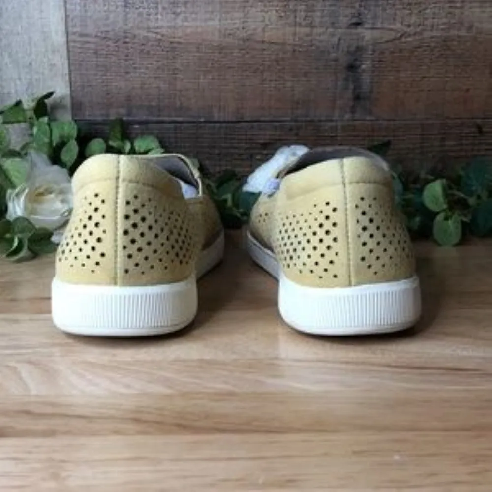 Naturalizer Zola2 Slip-On Loafers Iced Lemon 9M