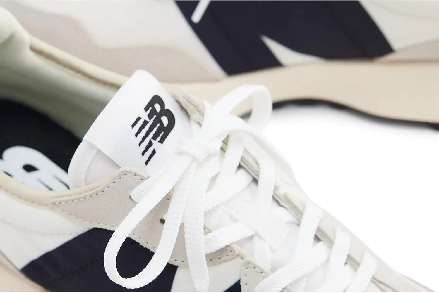 New Balance Men's Low Neck Sneakers