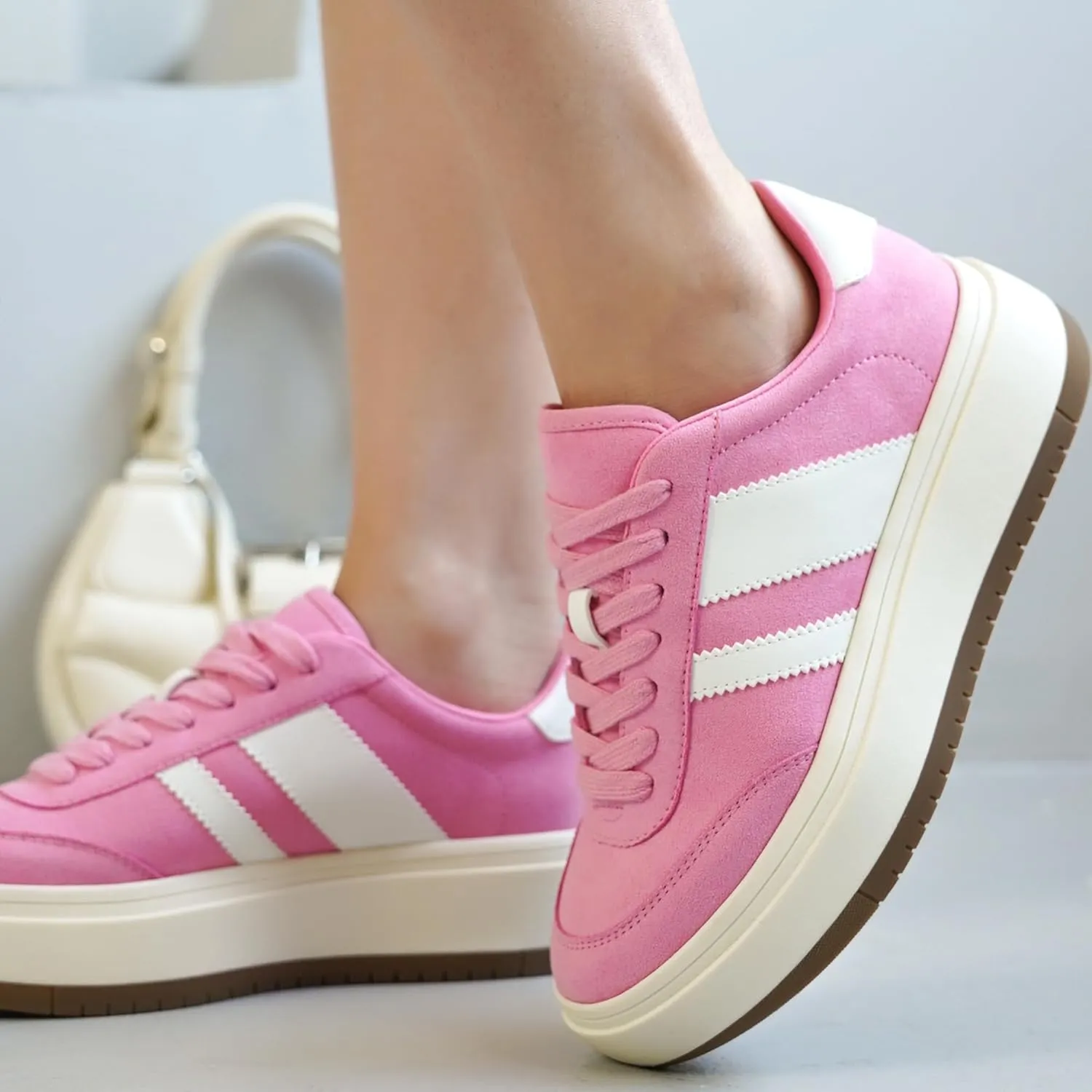 Project Cloud Platform Sneakers for Women - Lightweight Memory Foam Insole Fashion Sneakers for Women Footwear - Non-Slip Womens Sneakers Platform Shoes Women's Fashion (Nita)