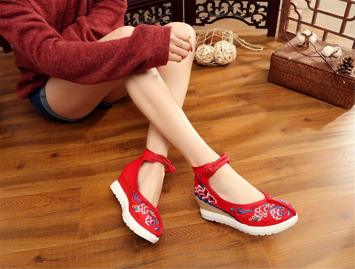 Qhome Women's Floral Embroidery Comfortable Casual Walking Canvas Elevator Espadrilles Linen Wedge Shoes