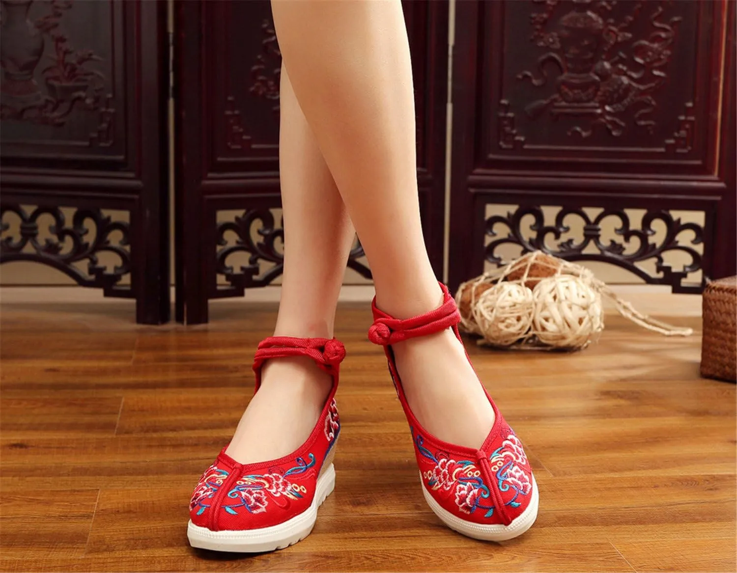 Qhome Women's Floral Embroidery Comfortable Casual Walking Canvas Elevator Espadrilles Linen Wedge Shoes