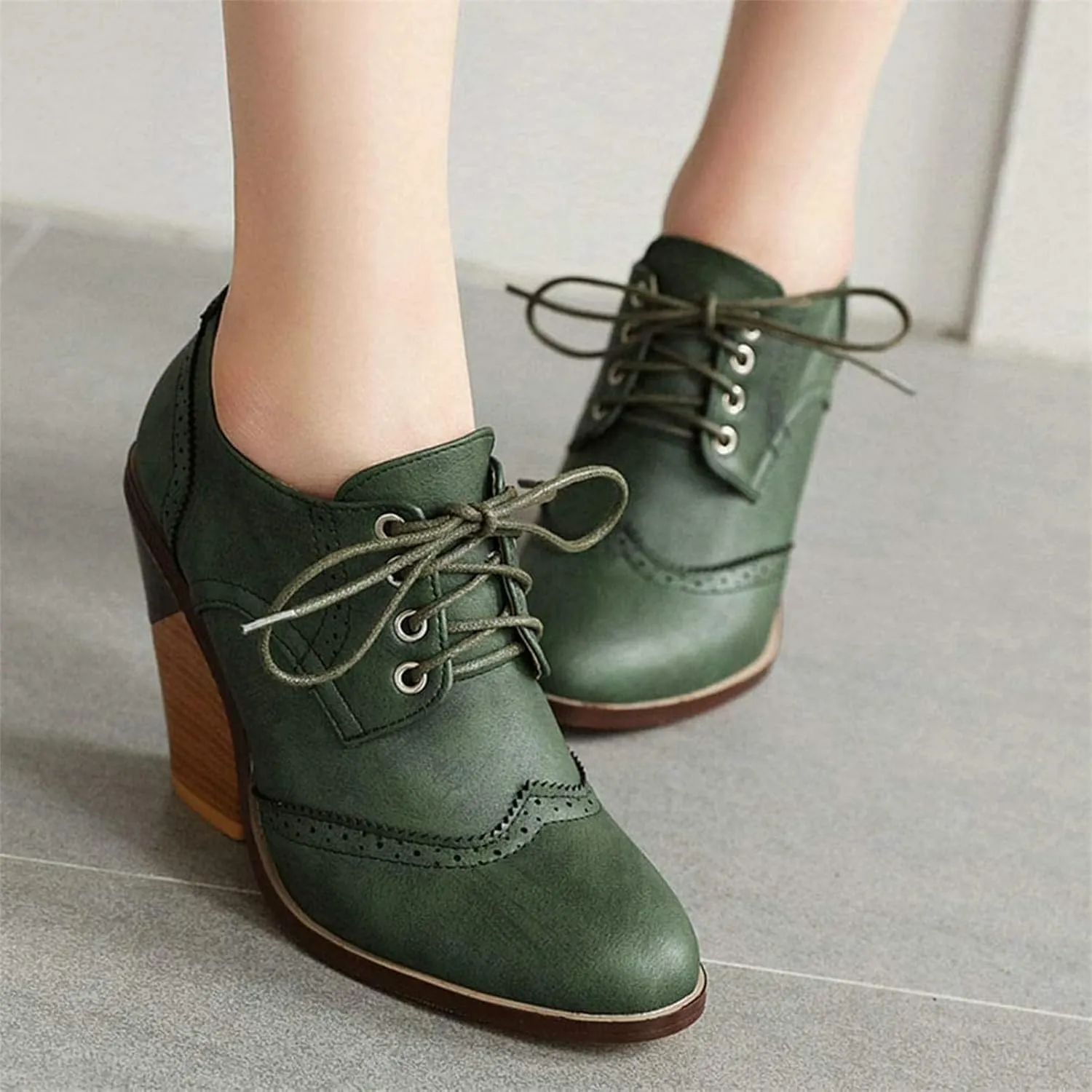SACFOF Women's Chunky Mid Heel Wingtip Oxfords Round Toe Lace Up Block Heels Vintage Dress Pumps Shoes