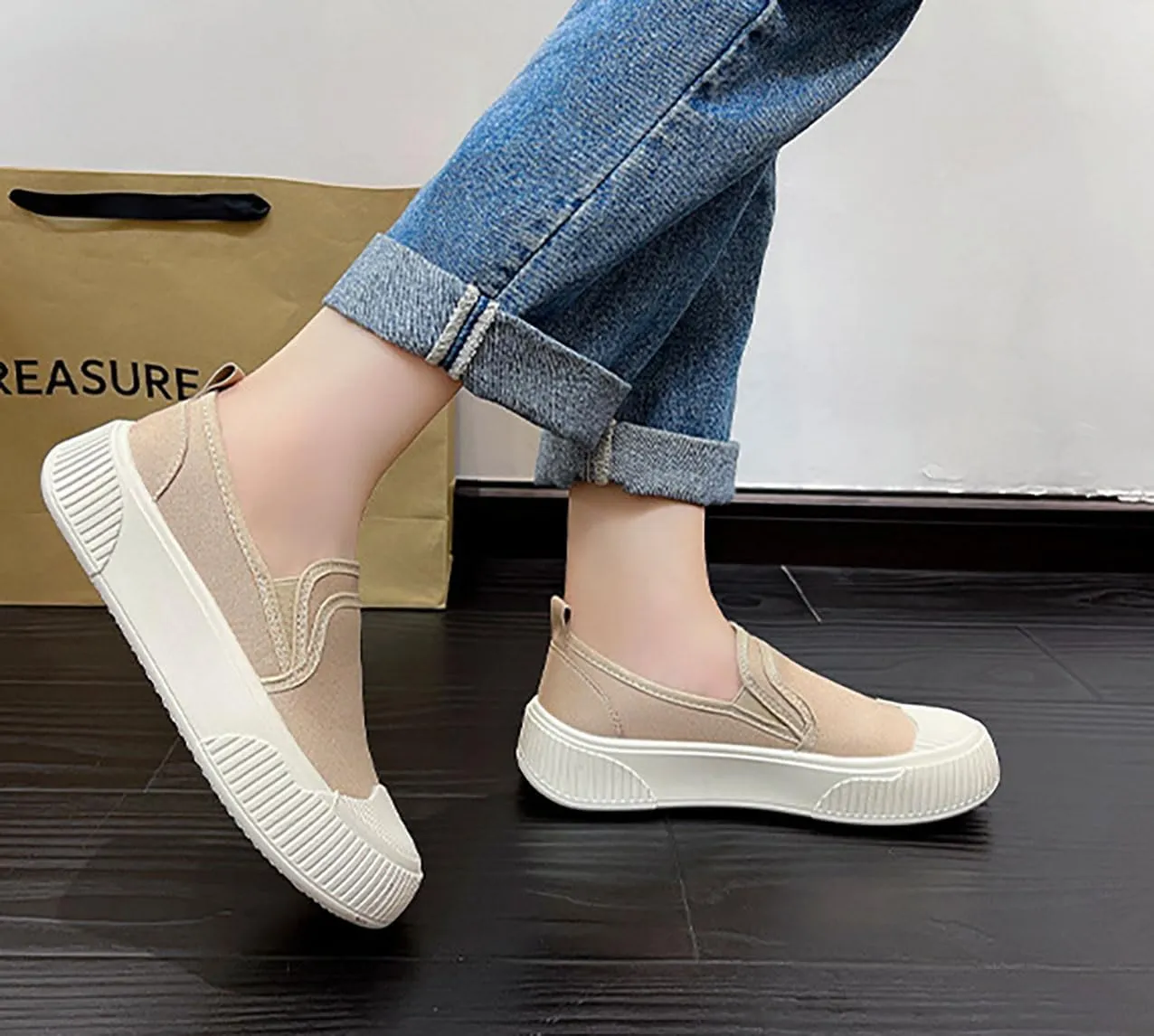 Women's Canvas Sneakers Canvas Flat Shoes Cloud Slip Shoes Running Shoes Thick Bottom Mesh Shoes Muffin Shoes Biscuit Shoes