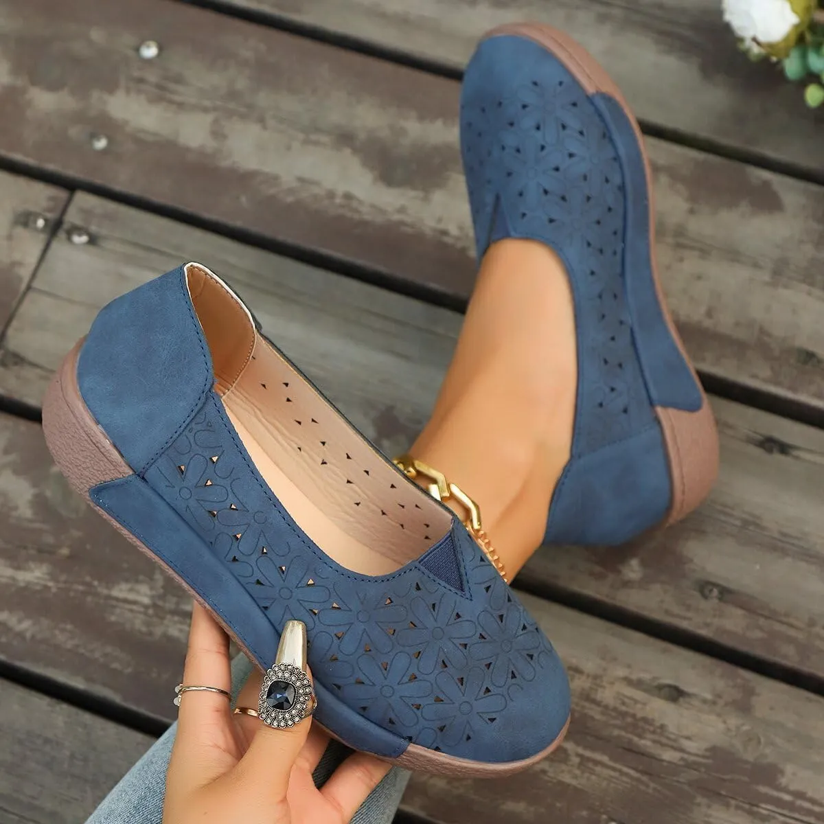 Womens Flat Sandals Summer Closed Toe Mesh Slip On Sandals Hollow Out Flower Breathable Shoes, Comfortable Espadrilles Flats Round Toe Casual Dress Flats Trendy Lazy Loafers for Women