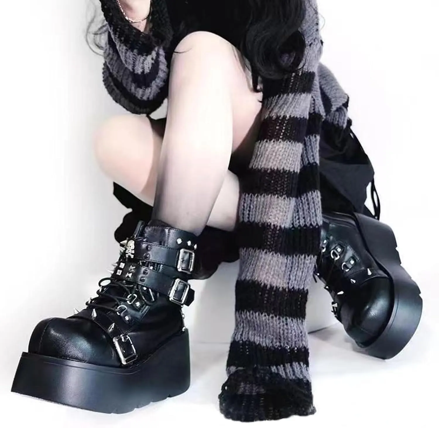 ZKXYFFS Platform Ankle Boots for Women Chunky High Heel Booties Goth Round Toe Combat Wedges Boots Buckle Studded Motorcycle Booties